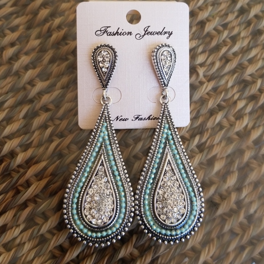 # 90. Elegant Fashion Rhinestone Earrings - Picture 2 of 5